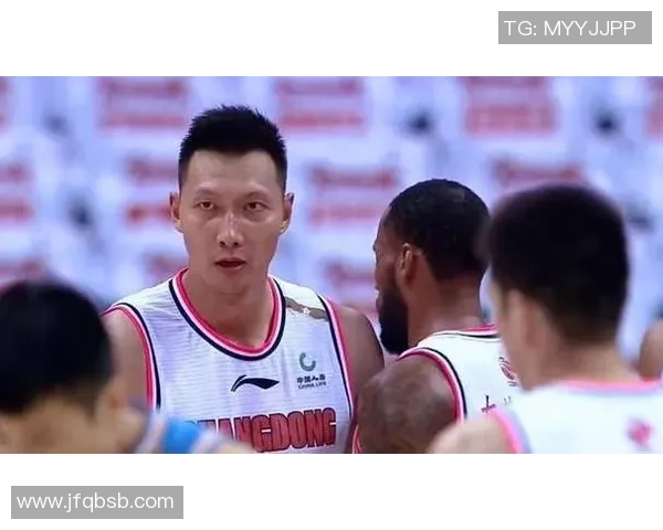 广州排球队团队协作引发热议球迷对战术配合与球员默契产生分歧