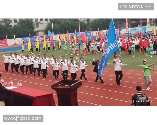 杭州足球队在全国团队协作排行榜中荣获第八名展现出色团队精神与实力 杭州足球队在全国团队协作排行榜中荣获第八名展现出色团队精神与实力