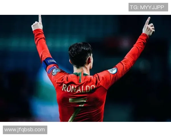 足球8号传奇球星揭秘他的辉煌成就与影响力